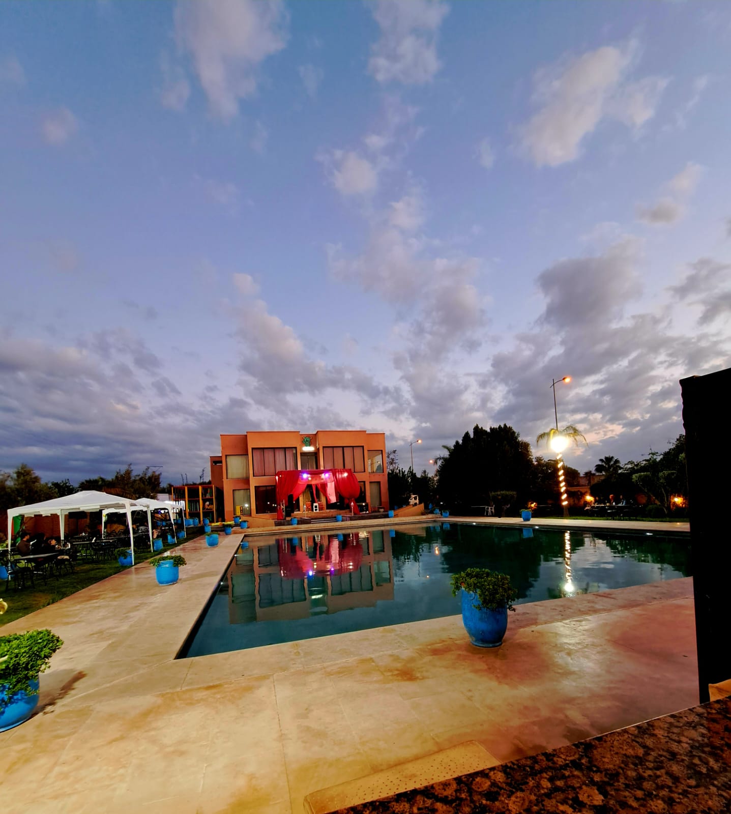 IZOFUN Restaurant Interior